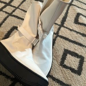 Nike Black/White Zip Up